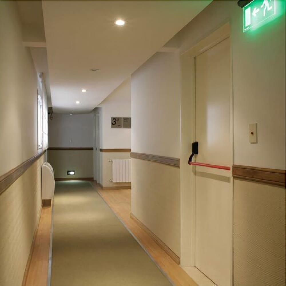 Hotel Presidente Peron ブエノスアイレス エクステリア 写真